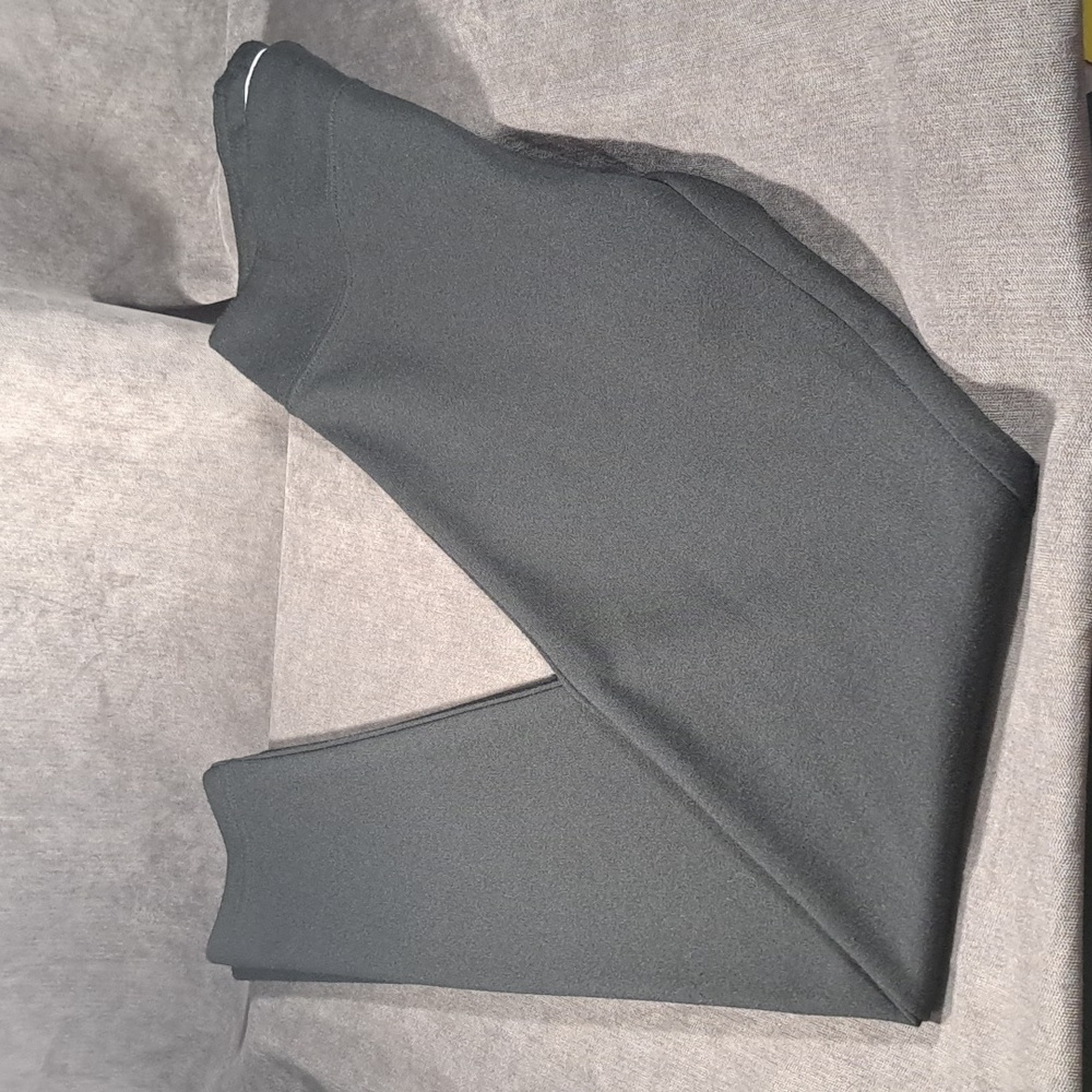 G.H. Bass & Co. Basics Black Tapered Leggings VG M